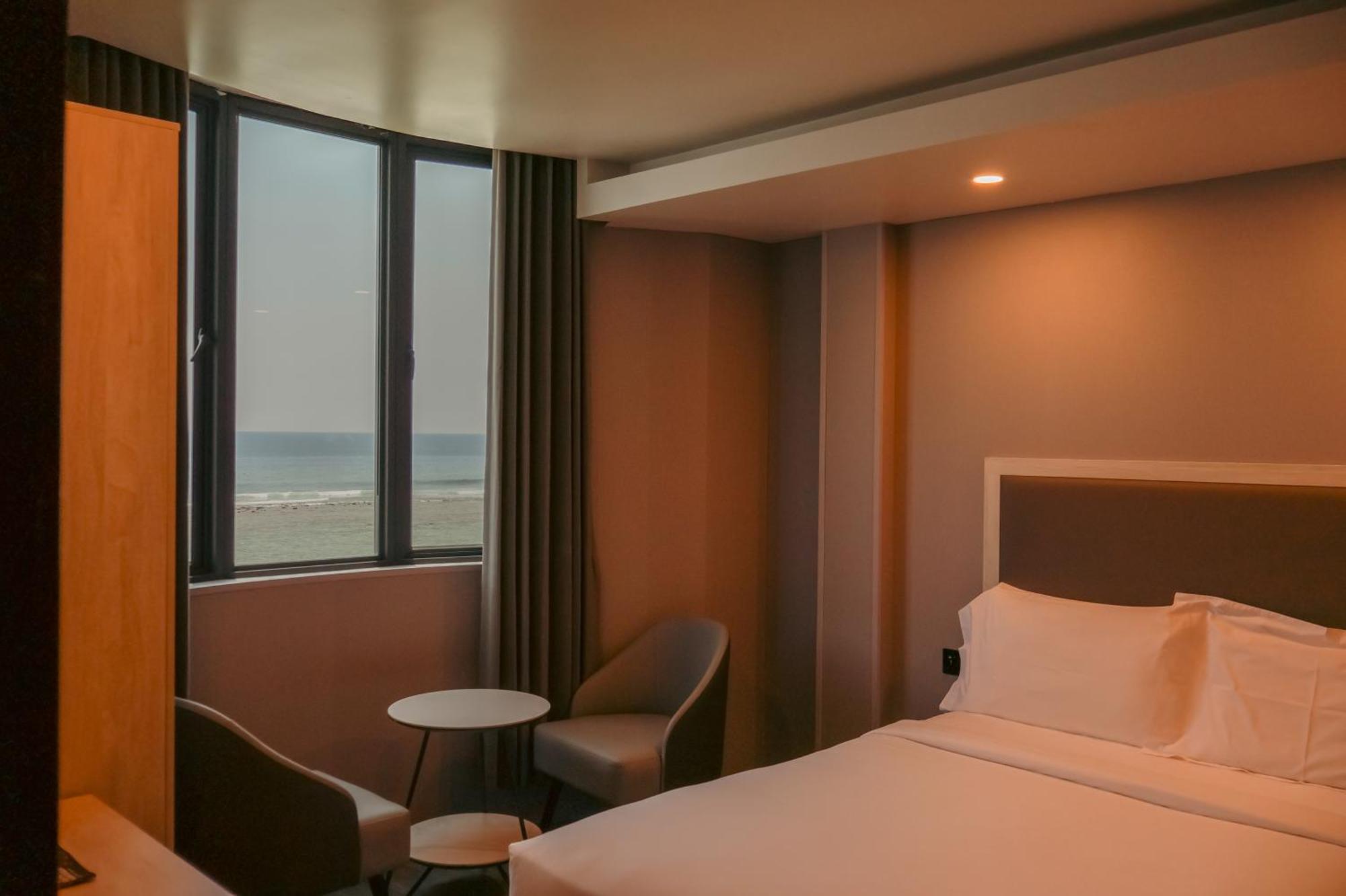 Starry Beach Inn Мале Екстер'єр фото