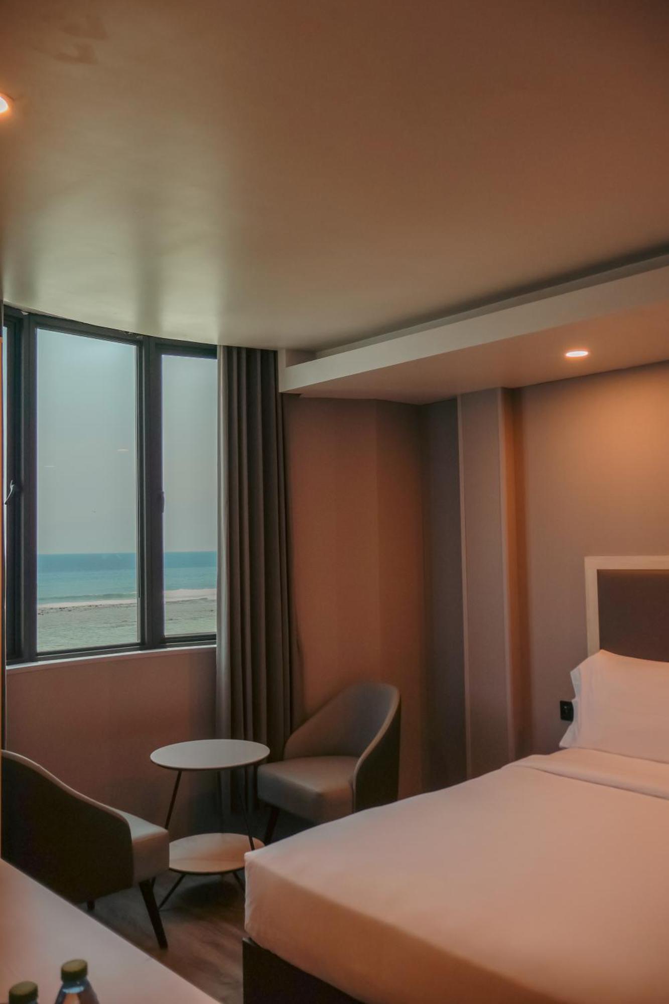 Starry Beach Inn Мале Екстер'єр фото
